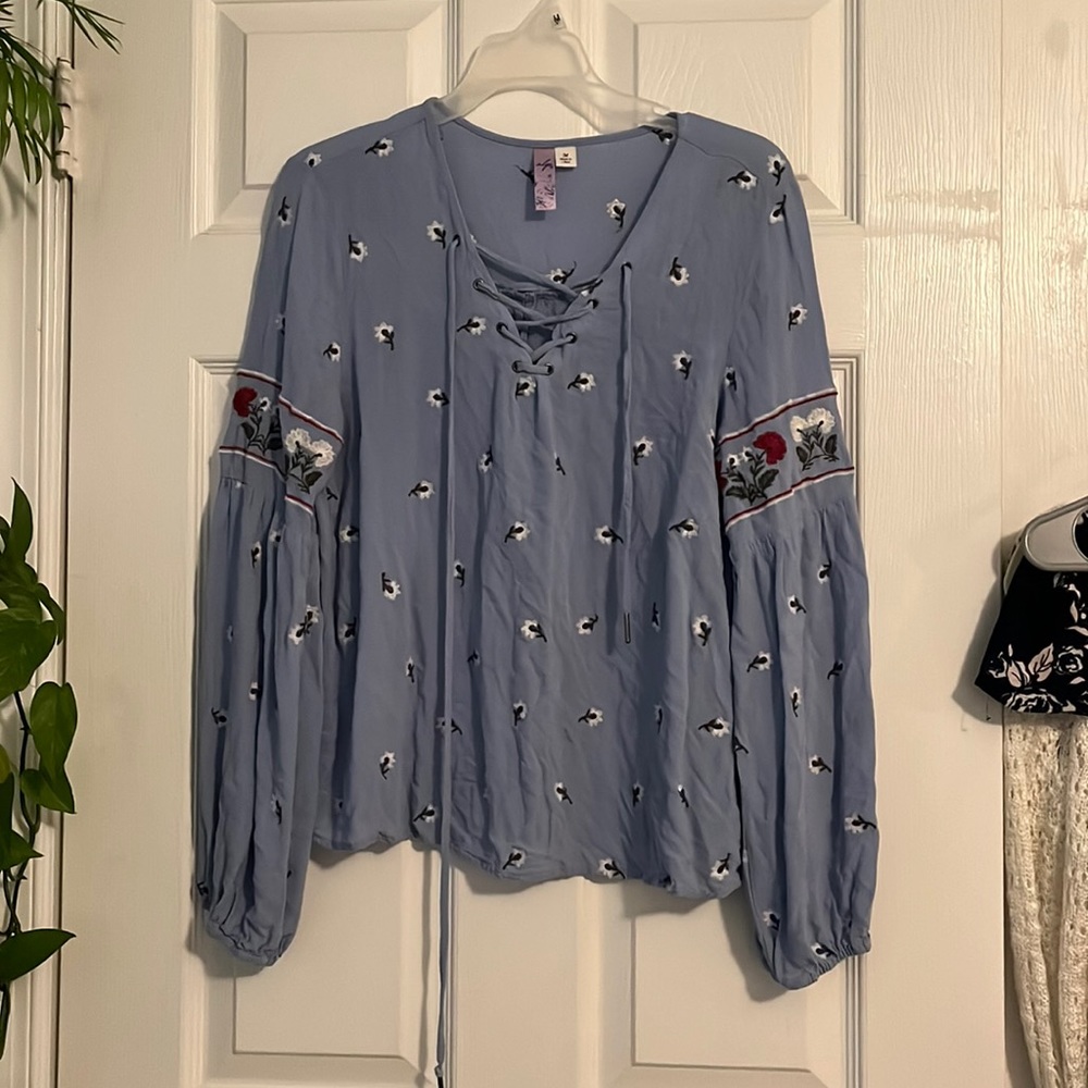 Blue top